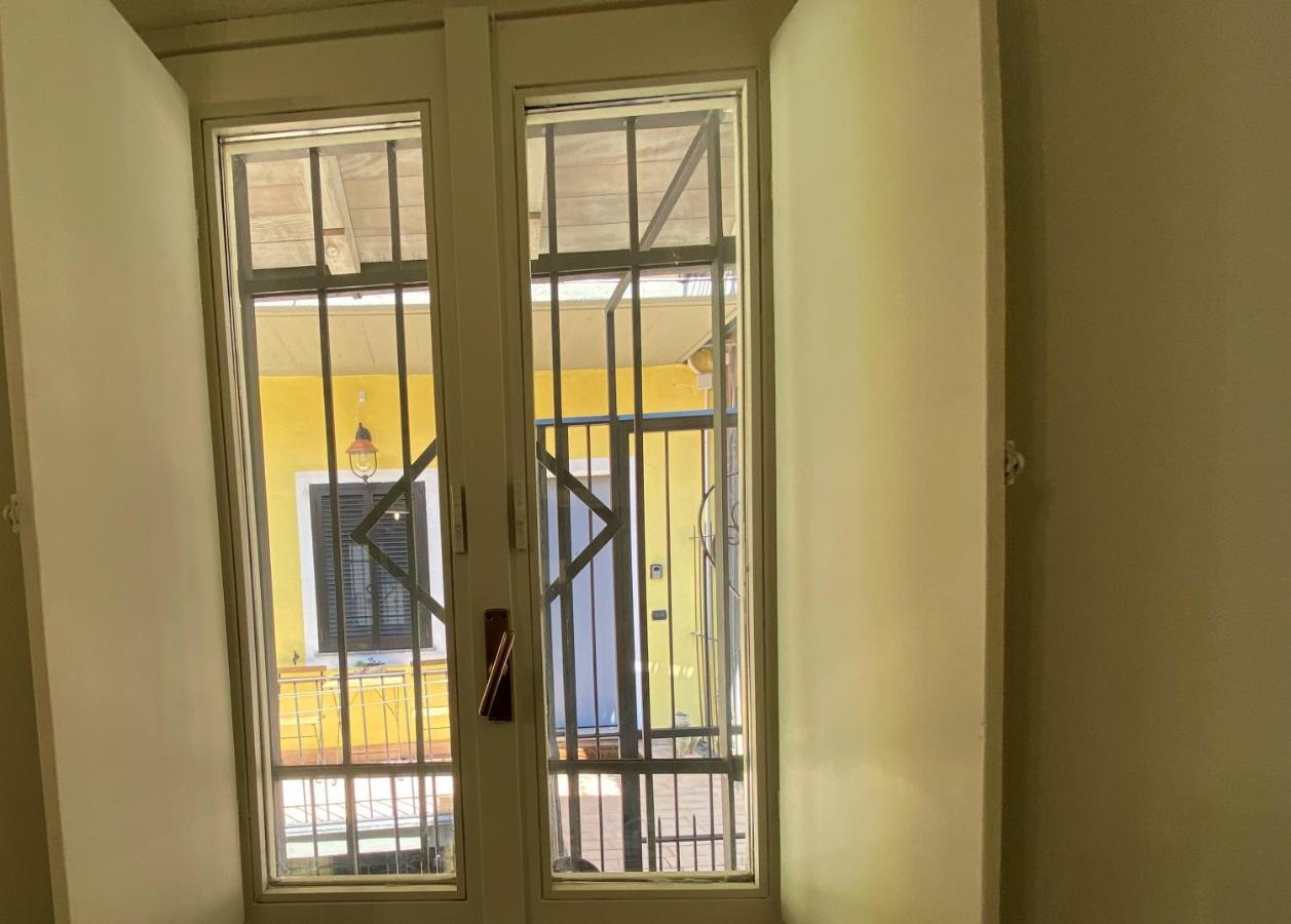 Ferienwohnung Nicolaus Sesto Calende Exterior foto