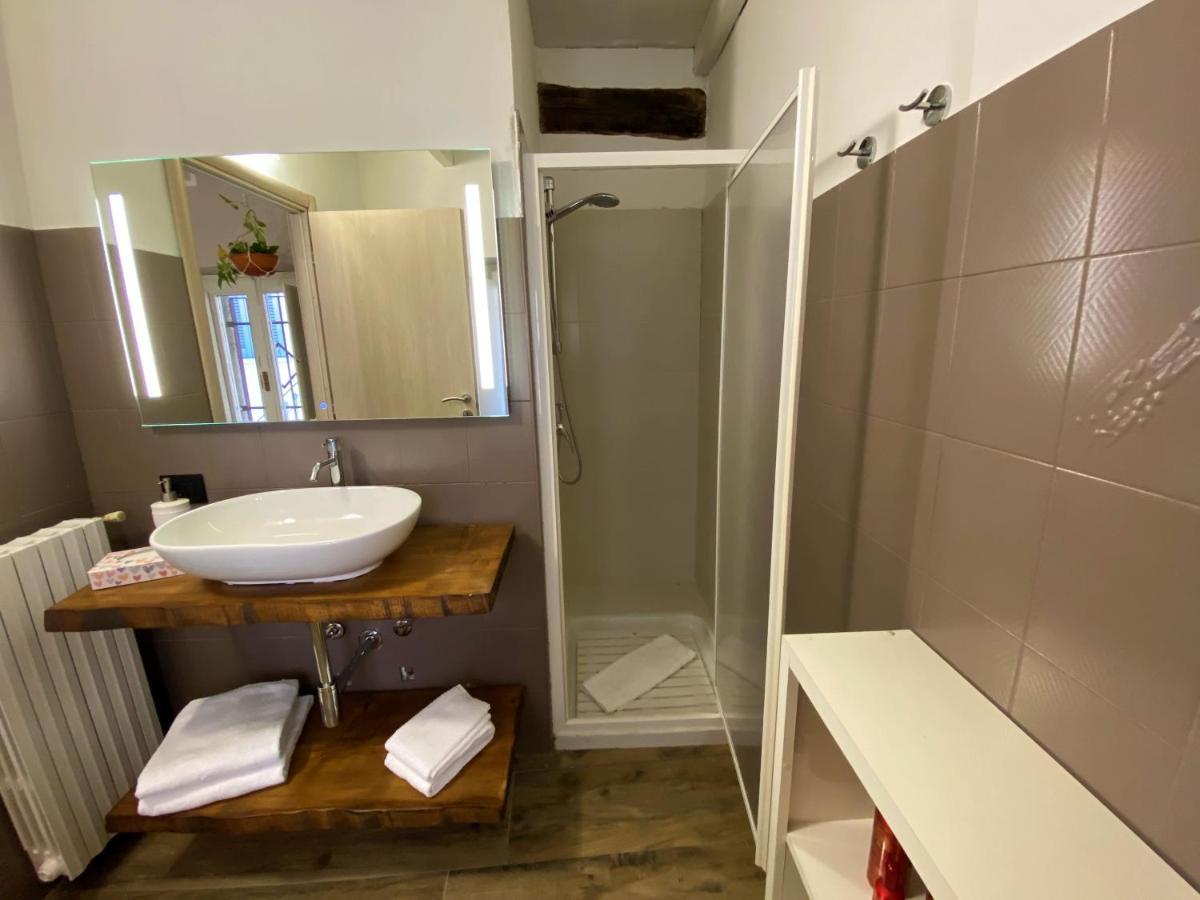 Ferienwohnung Nicolaus Sesto Calende Exterior foto