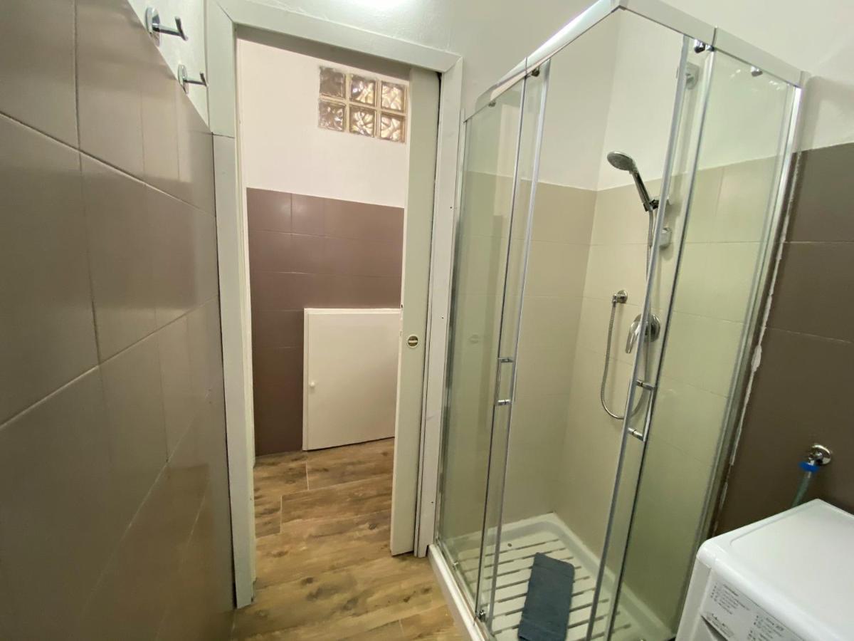 Ferienwohnung Nicolaus Sesto Calende Exterior foto