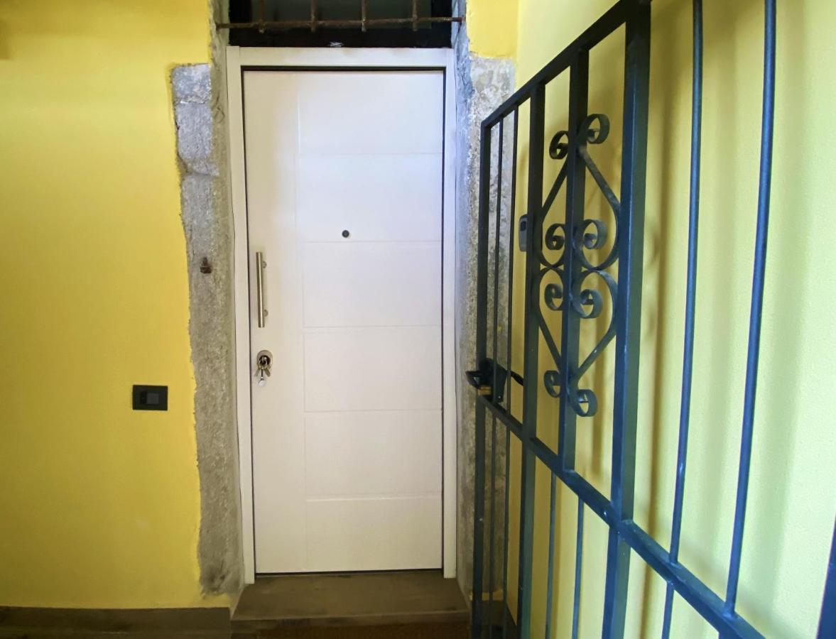 Ferienwohnung Nicolaus Sesto Calende Exterior foto