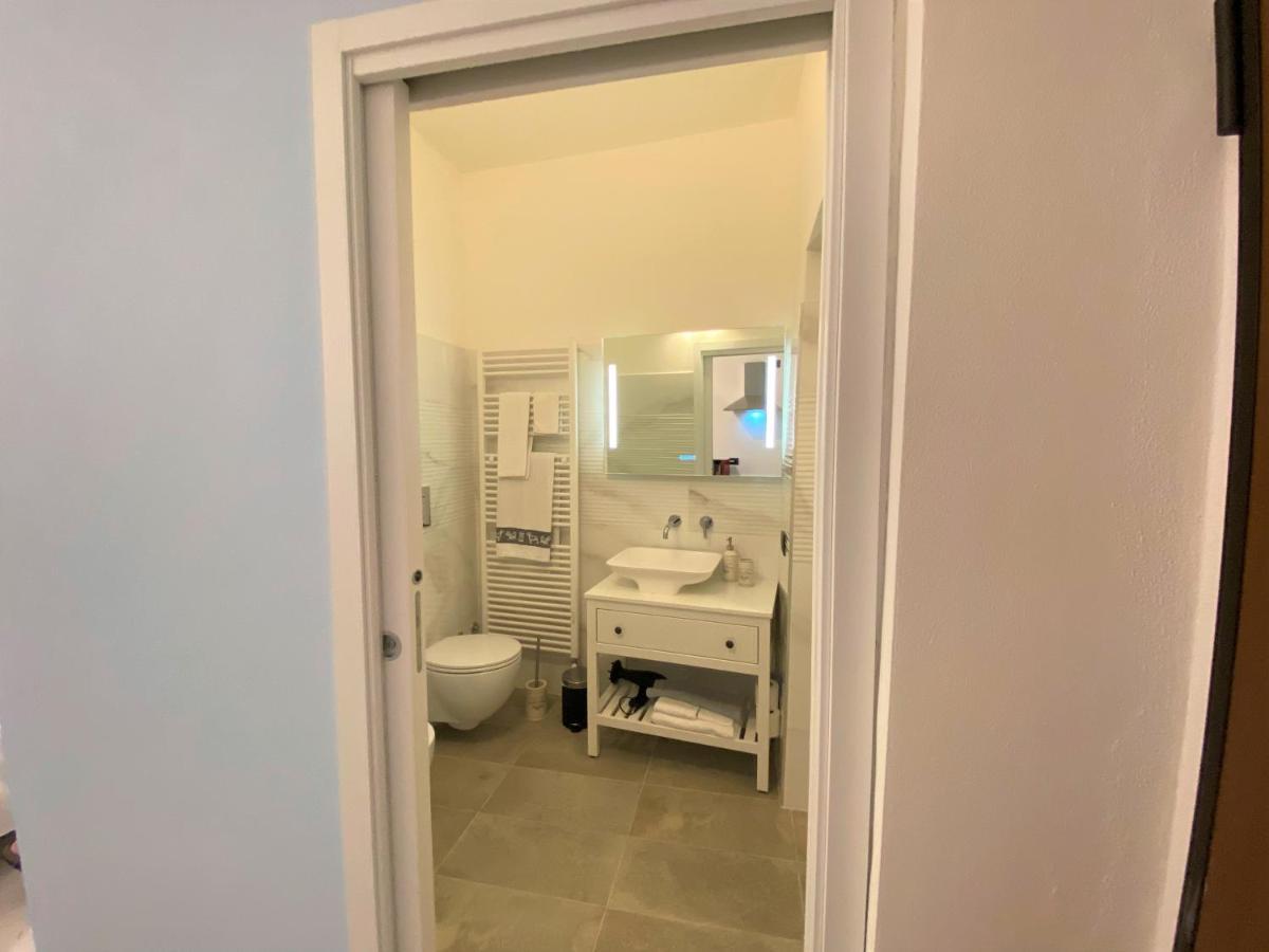 Ferienwohnung Nicolaus Sesto Calende Exterior foto